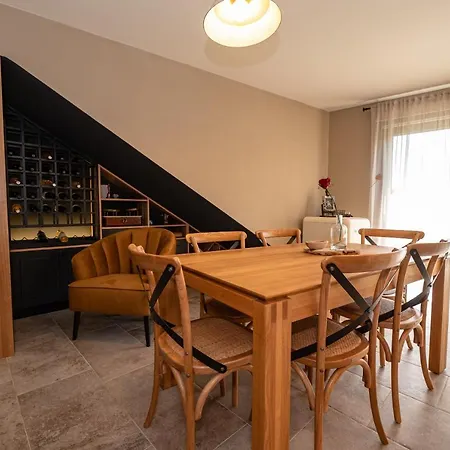 Clementa Apartament *